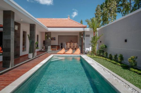 Amazing Villa in Oberoi Top Location